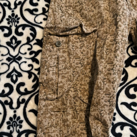 Boys army fatigue 32/32 Levi’s - Picture 2 of 9